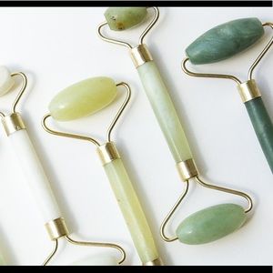 Jade Facial Roller NWT
